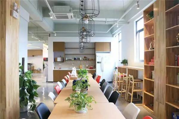 孵化器探訪 | 在3W COFFICE，體驗(yàn)共享辦公與企業(yè)服務(wù)的融合生態(tài)